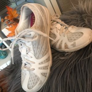 Varsity cheer shoes
